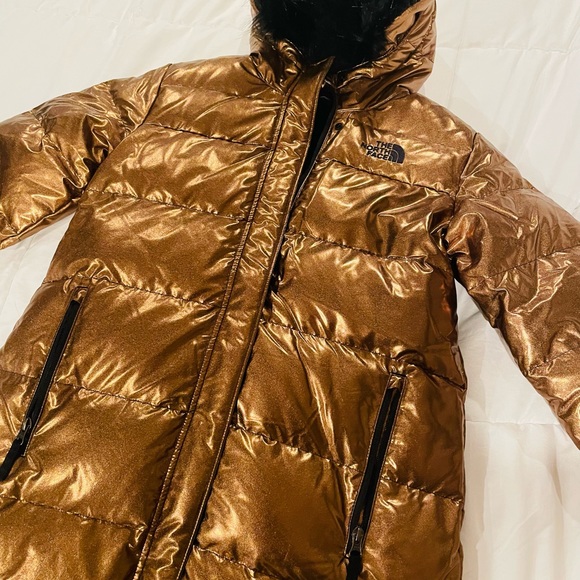 North Face Long Parka - Picture 4 of 8